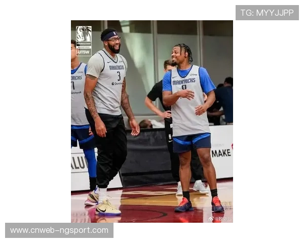 安东尼戴维斯游戏直播受热捧，Twitch平台人气飙升